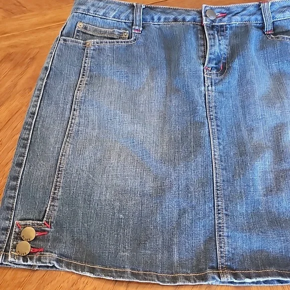 Baccini Blue Denim Mini Skirt Skort Sz 12 Rich Classic Bohemian Old Money Preppy - Picture 2 of 8